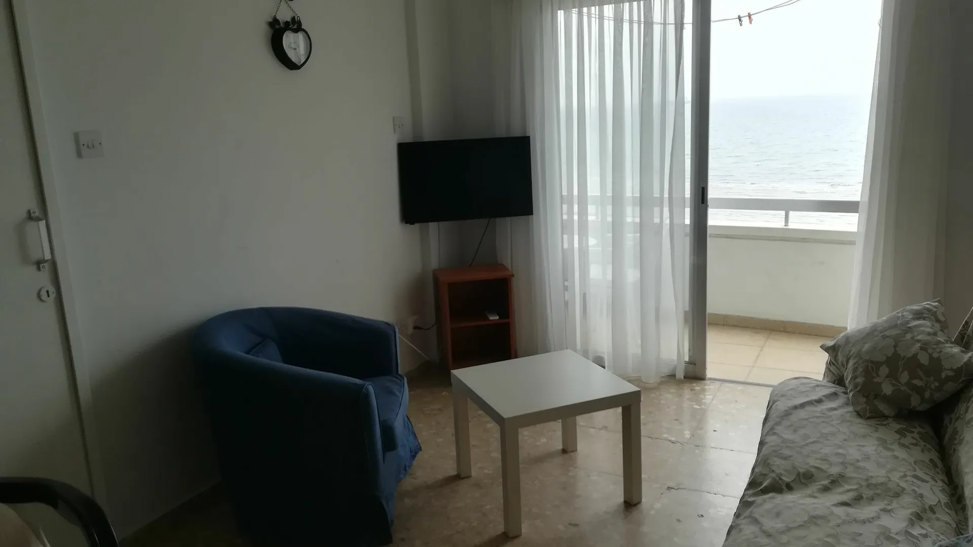 Palm Sea View Apartments ラルナカ キプロス